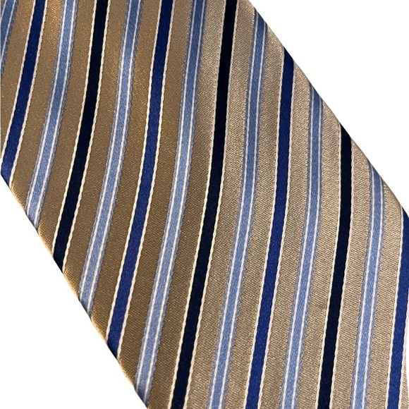 Geoffrey Beene Tie - Picture 2 of 4